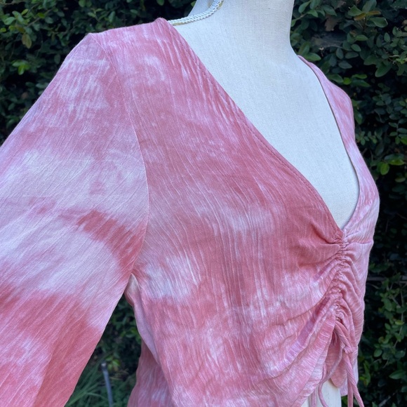 Gauzy Crop Blouse Top Lightweight Semi Sheer Flutter Sleeve Size  Small - Picture 5 of 9